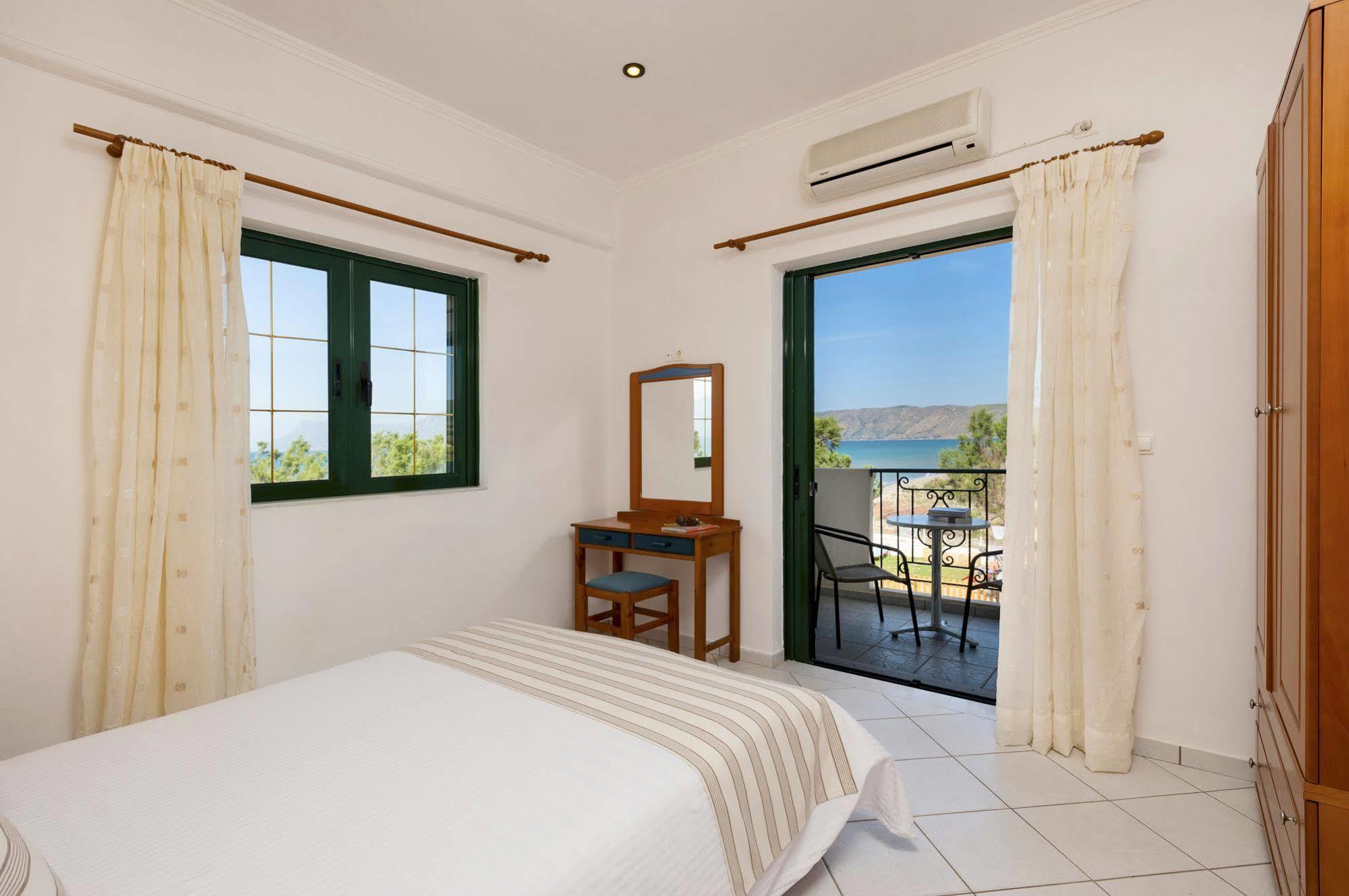 Mesogios Beach Korfalonas Exterior foto